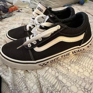 VANS LIKE NEW classics youth size 3
